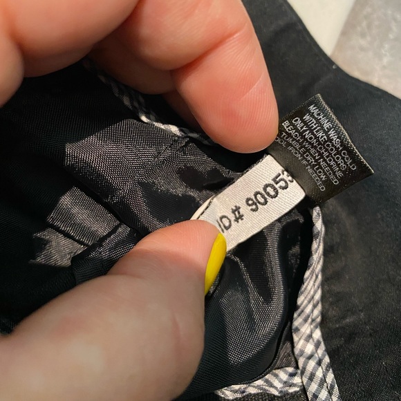 4 Pack Cotton Capri Crop Pants Front Zipper Hook Closure - Black, Khaki, White - Picture 8 of 16